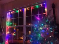 遵循这些简单的圣诞灯技巧装饰您的公寓