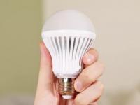 InsteonLED灯泡这款智能灯泡带来了价值和可用性