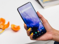 OnePlus7Pro智能手机在GeekBench多核中获得11000+分