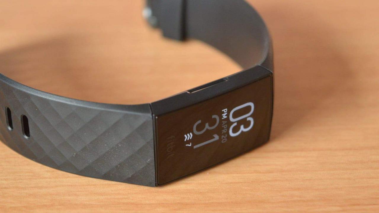 Fitbit Cost 4更新带来了动态GPS和明智的唤醒警报