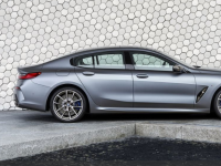  全新BMW8系GranCoupé亮相四扇门超大空间 