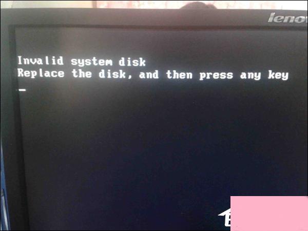 开机出现invalid system disk怎么处理？