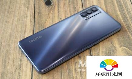 realmeV15和华为Nova8se哪个好-哪个更值得入手