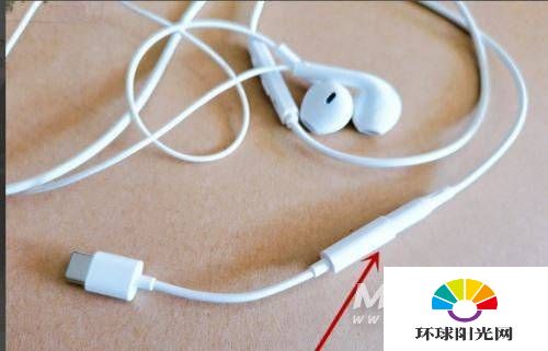 华为nova8怎么插耳机-耳机孔在什么地方